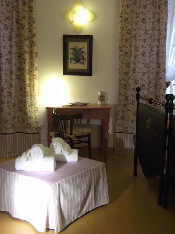 Elizabeth B&B Cagliari Phòng bức ảnh