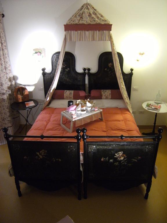 Elizabeth B&B Cagliari Phòng bức ảnh