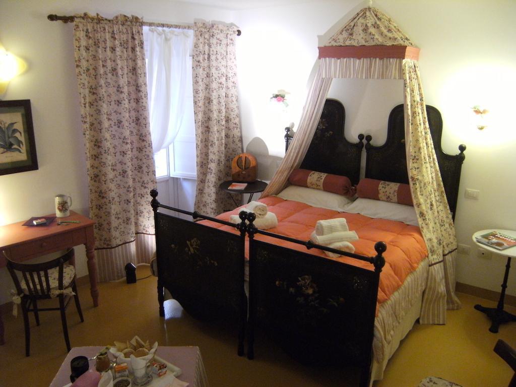 Elizabeth B&B Cagliari Phòng bức ảnh