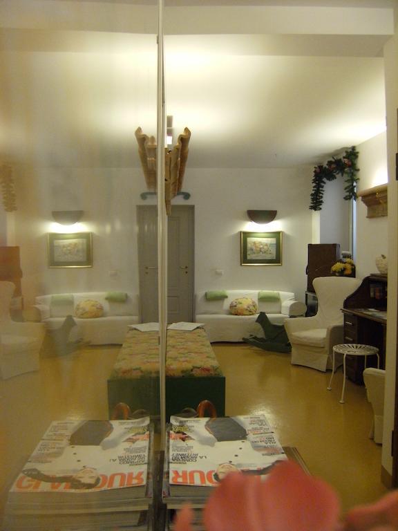 Elizabeth B&B Cagliari Ngoại thất bức ảnh