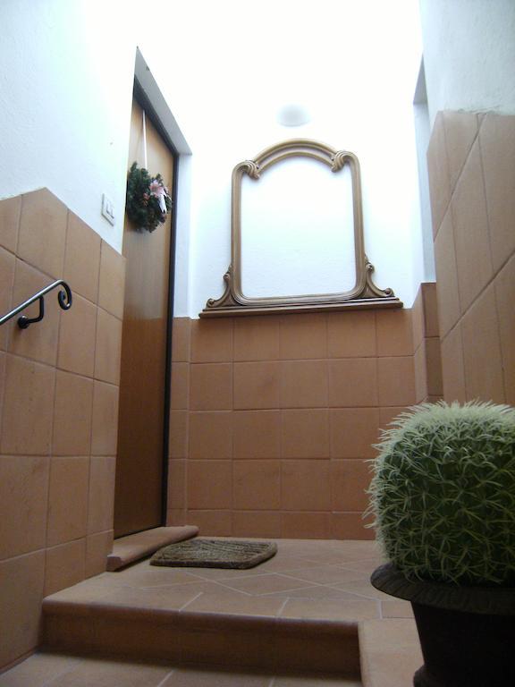 Elizabeth B&B Cagliari Ngoại thất bức ảnh