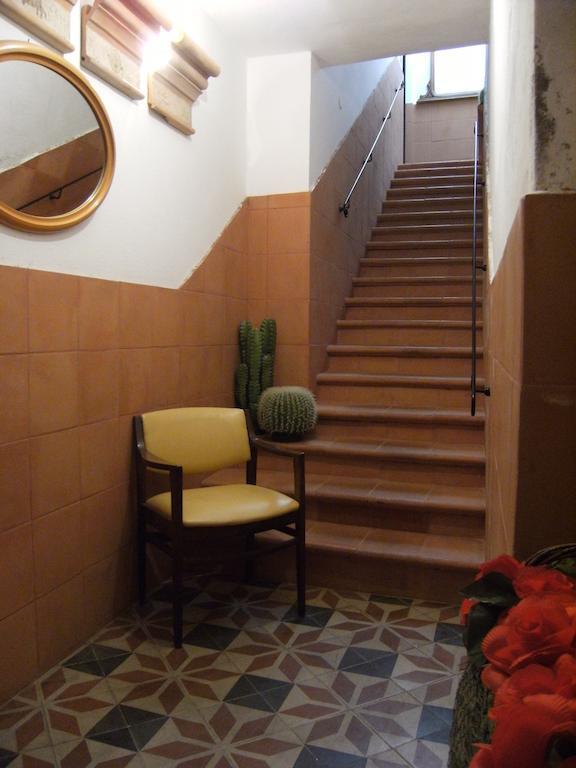 Elizabeth B&B Cagliari Ngoại thất bức ảnh